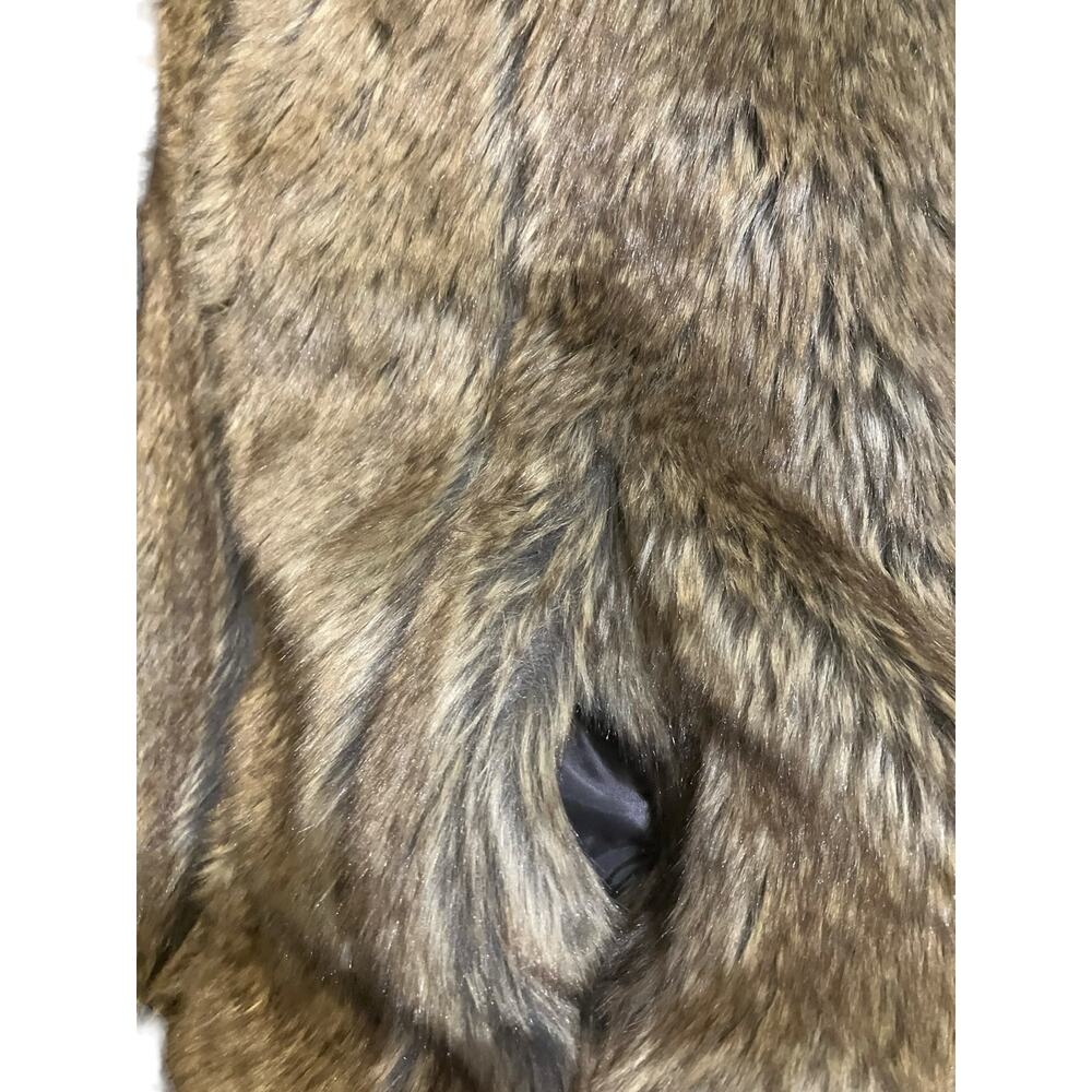 Maurices Women's Brown Full Zip Faux Fur Vest W/ Sweater Knit Backing | Size M - Picture 7 of 11